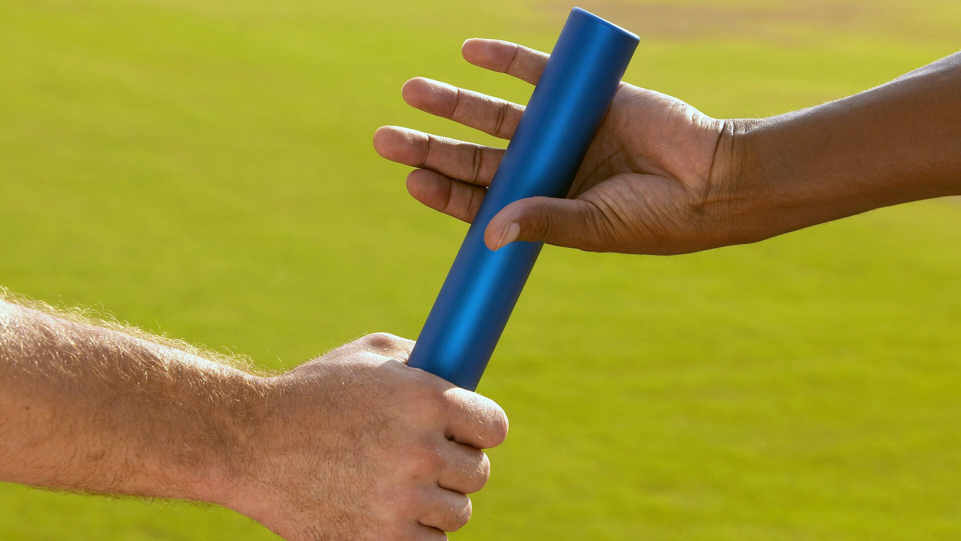 产业链纵览:硬件、内容、赛事,打造完整的电竞生态圈,电竞行业产业链的构成是什么